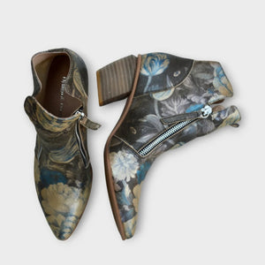 Django & Juliette "Jazzy" Brown/Blue Floral - Short Boot