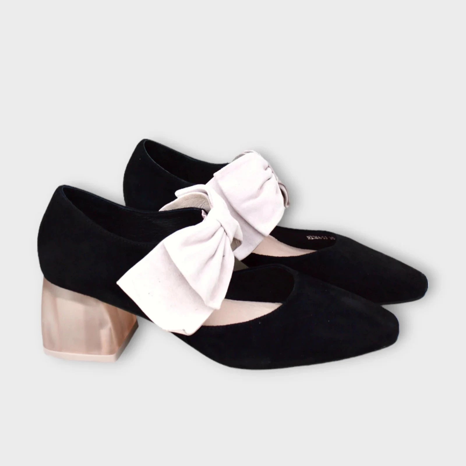 Django & Juliette "Misha" Black/White - Heel