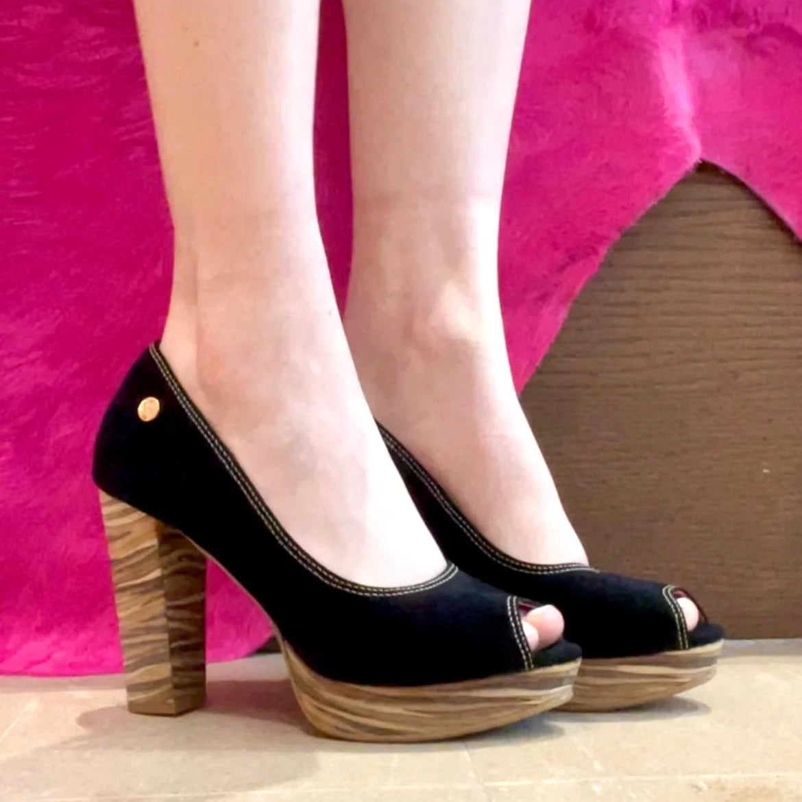 Chanii B "Bebe" Black/Natural Stripe - Platform Pump
