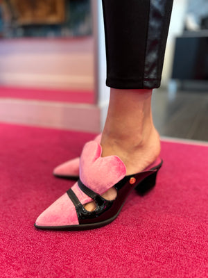 Chanii B "Lucille" Pink Velvet Heart/Black - Slide Pump