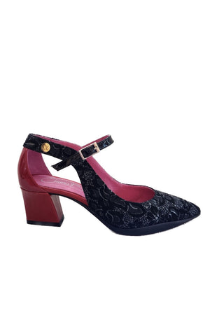 Chanii B "La La" Black Floral/Red - Low Pump