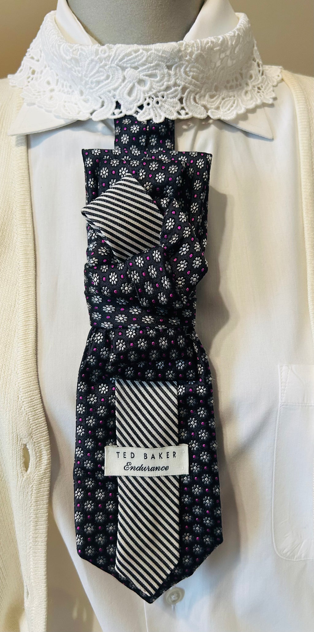 Dani XX "Floral Ted" Vintage necklace Tie with collar