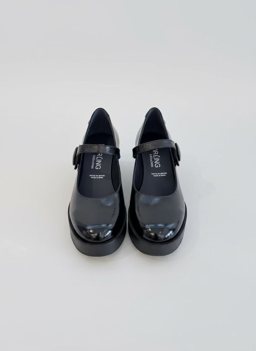 Dorking "D9588" Black patent MaryJane