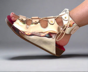 Chanii B "Je Savior" Platinum gold  lace cork sandal