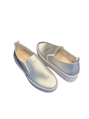 Ilse Jacobsen "Tulip" Silver loafer