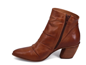 Miz Mooz Jeanie Brandy ankle boot