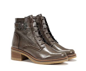 Dorking D8686 Taupe patent boot