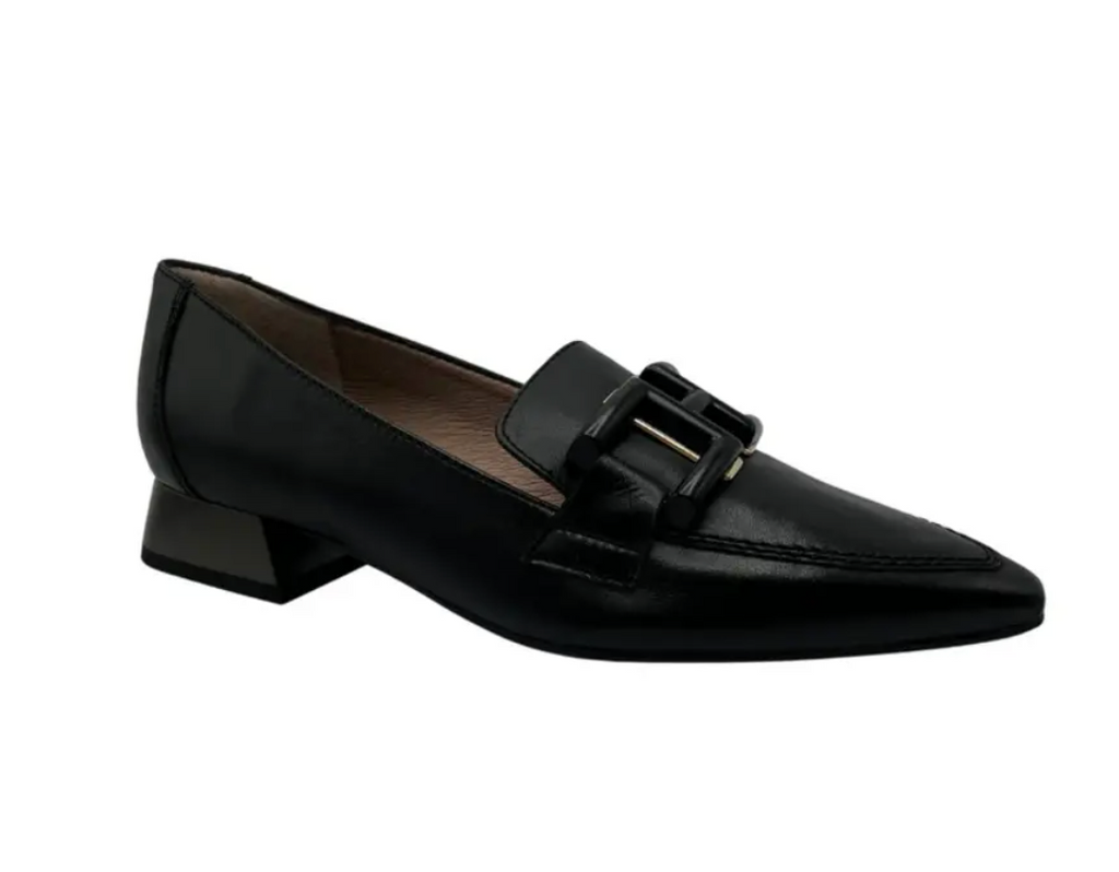 Hispanitas HI243514 Black low heel loafer