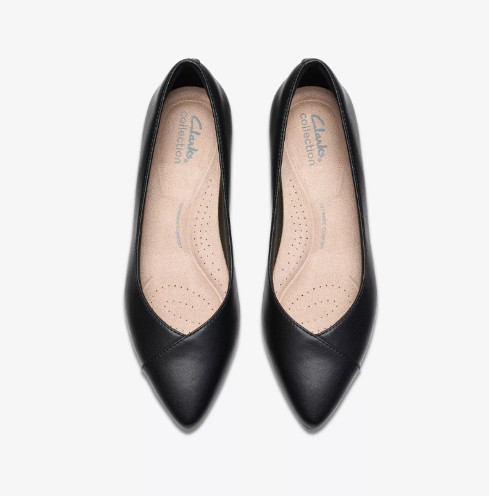 Clarks "Natalyn Wish" black low pump