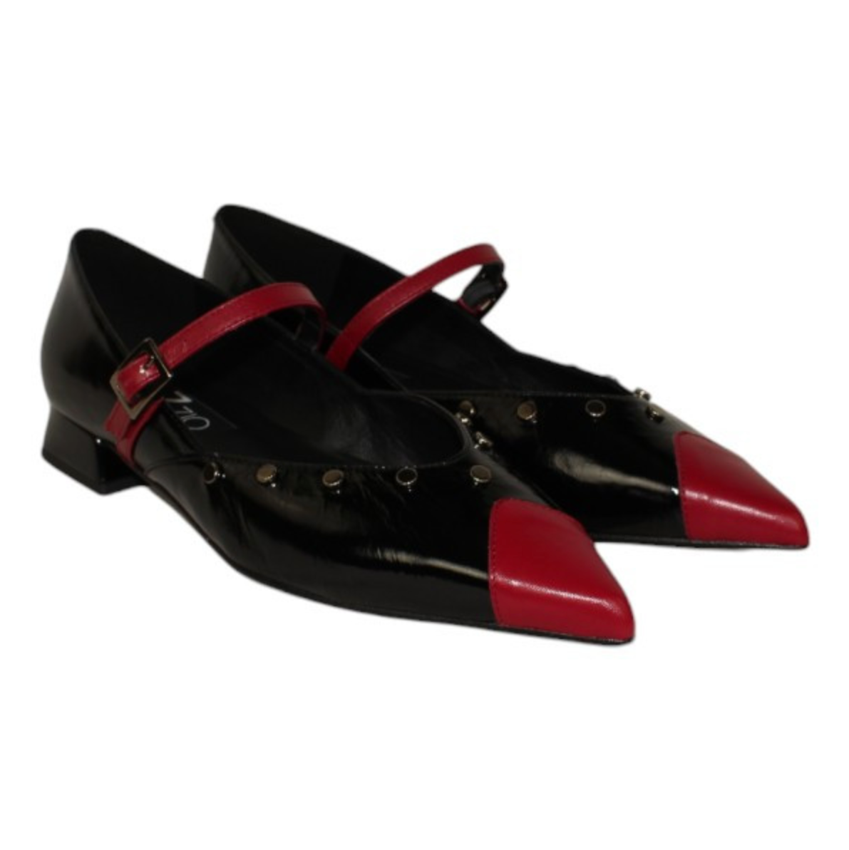 Ezzio "13077-MR" Black/Brick - Pump