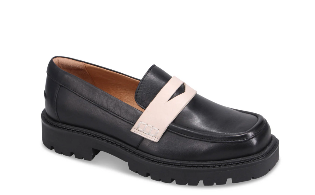 Miz Mooz "Felina" Black and cream loafer