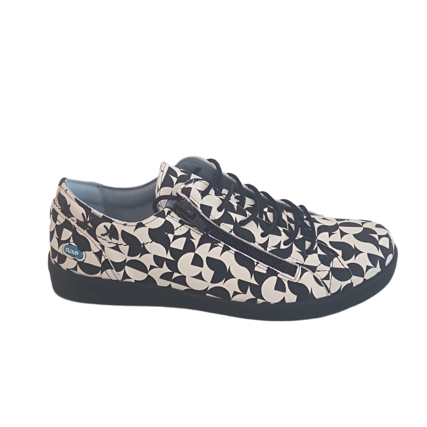 Cloud "Aika" Black/White - Sneaker