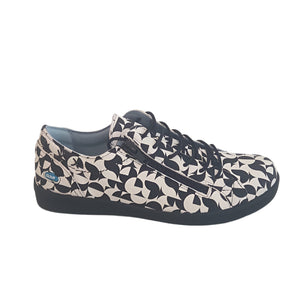 Cloud "Aika" Black/White - Sneaker