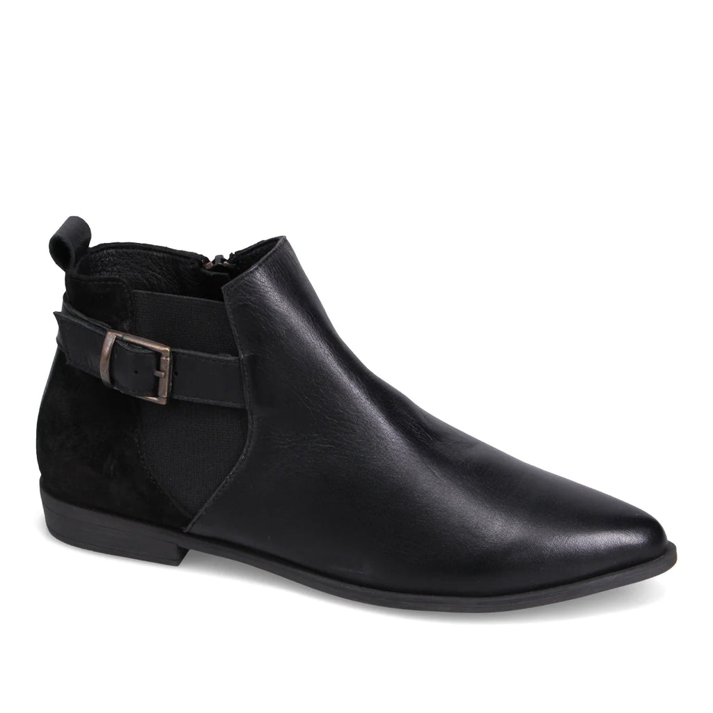 Bueno "Brady" Black - Bootie