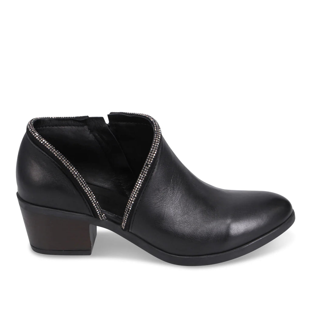 Bueno "Caitlyn" Black - Bootie