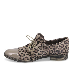 Django & Juliette "Kotty" Taupe Leo - Loafer