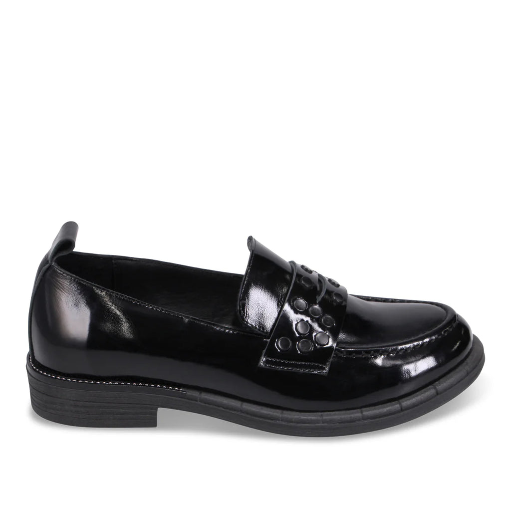 Bueno "Memphis" Black Patent - Loafer