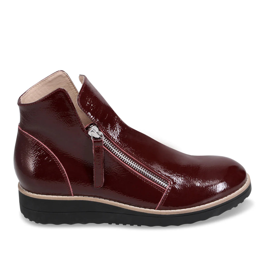 Django & Juliette "Ohmy" Wine Patent - Ankle Bootie