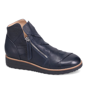 Django & Juliette "Omeah" Navy - Bootie