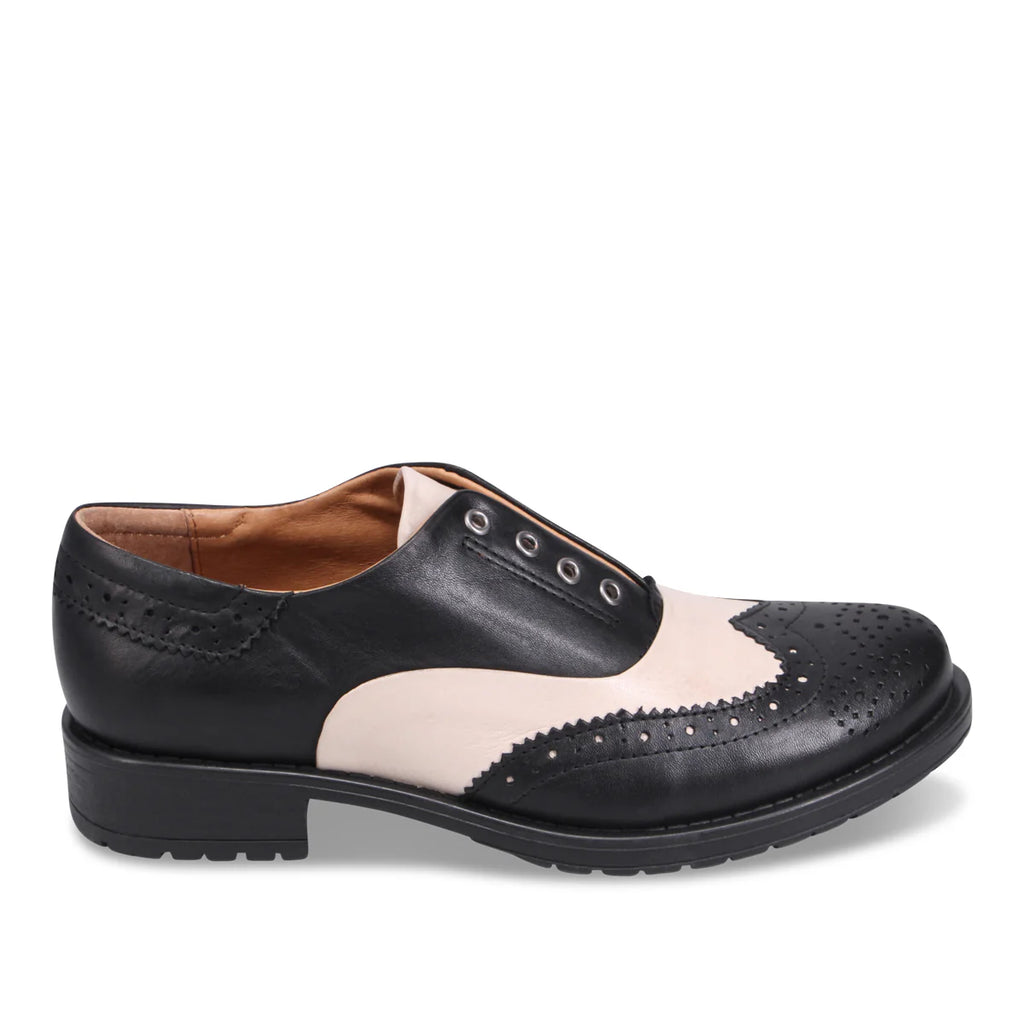 Miz Mooz "Peabody" Black/Cream - Loafer