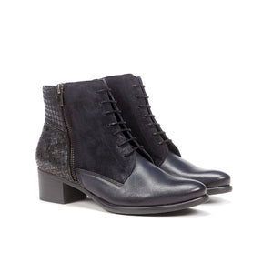 Dorking "D8586" Navy Short boot with side zip and ajustable lace
