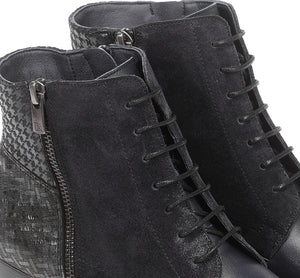 Dorking "D8586" Navy Short boot with side zip and ajustable lace