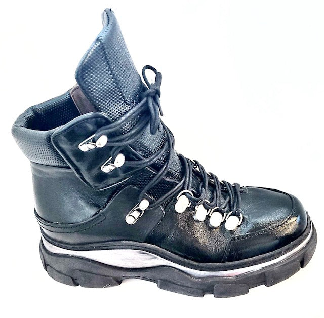 AS98 Black Hiker boot