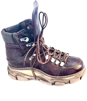 AS98 Brown hiker boot