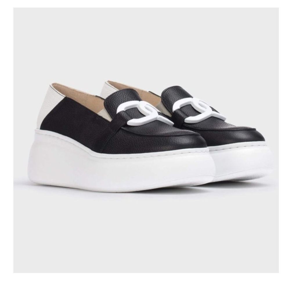 Wonders "A2611" Black and white leather loafer