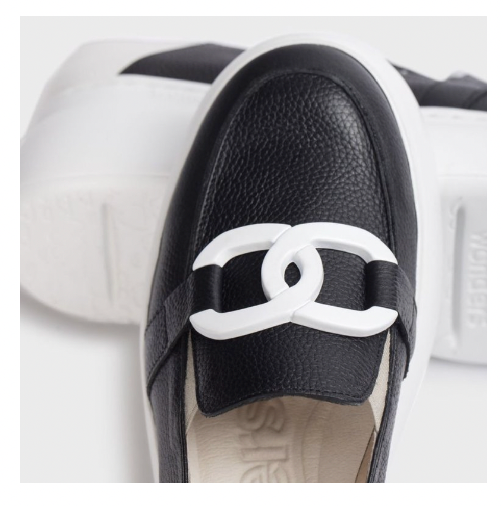 Wonders "A2611" Black and white leather loafer